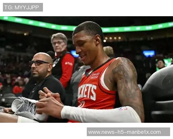 斯通需果断出手解决火箭控卫短板问题以提升球队竞争力